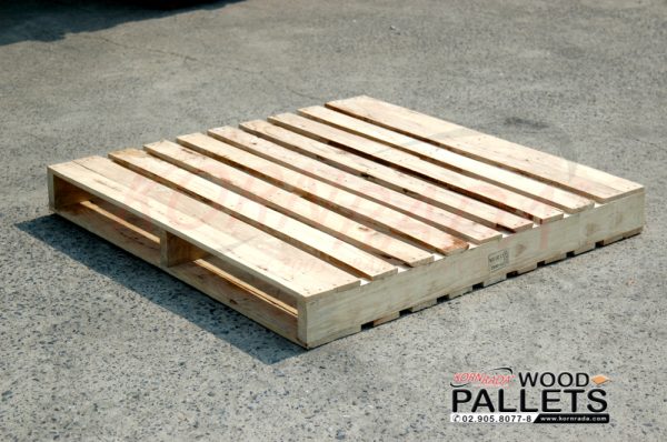Heavy-Duty Wood Pallets by KORNRADA